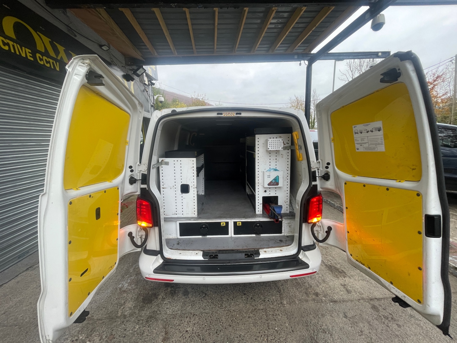 Used Volkswagen Transporter 2021 for sale - 76206127: Photo 11