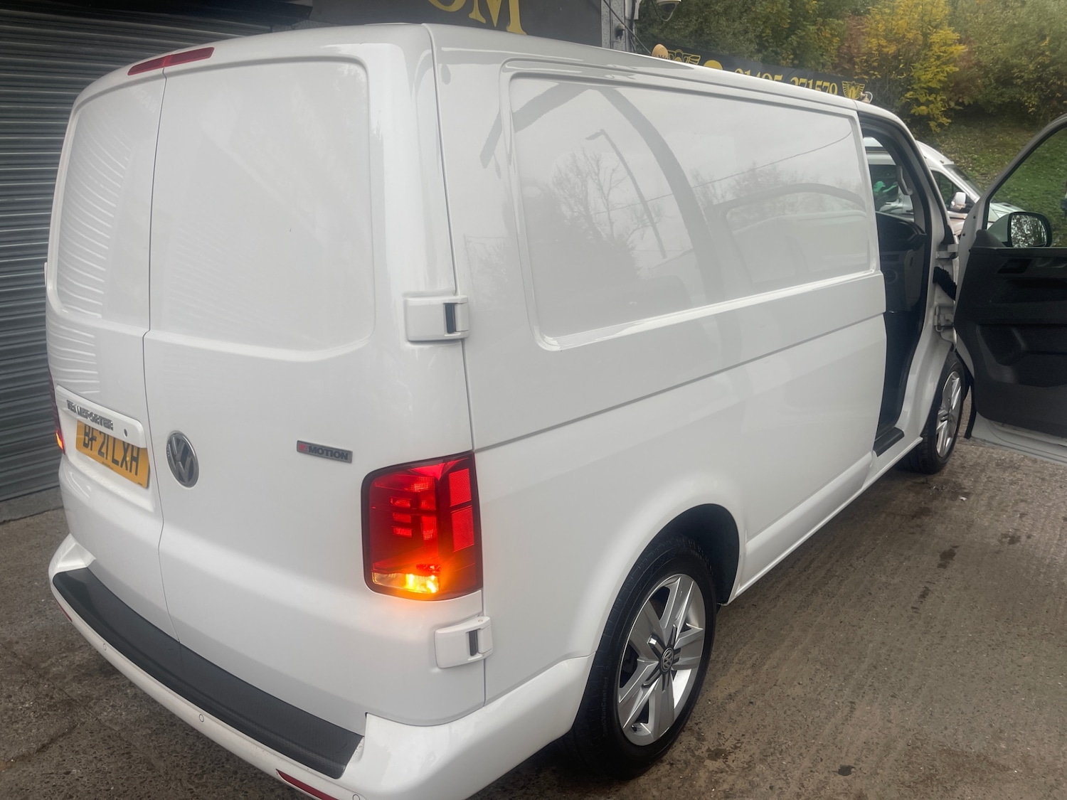 Used Volkswagen Transporter 2021 for sale - 76206127: Photo 4
