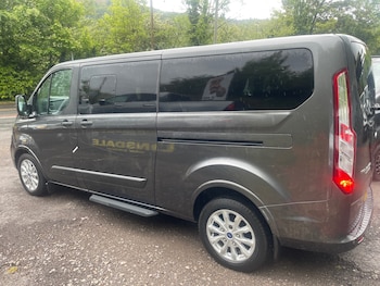 Used Ford Tourneo Custom 2019 for sale - 79515740: Photo