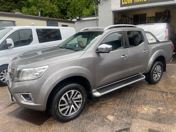 Used Nissan Navara 2017 for sale - 78614440: Photo