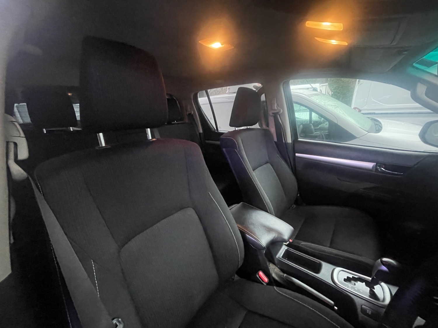 Used Toyota Hilux 2020 for sale - 77271929: Photo 13