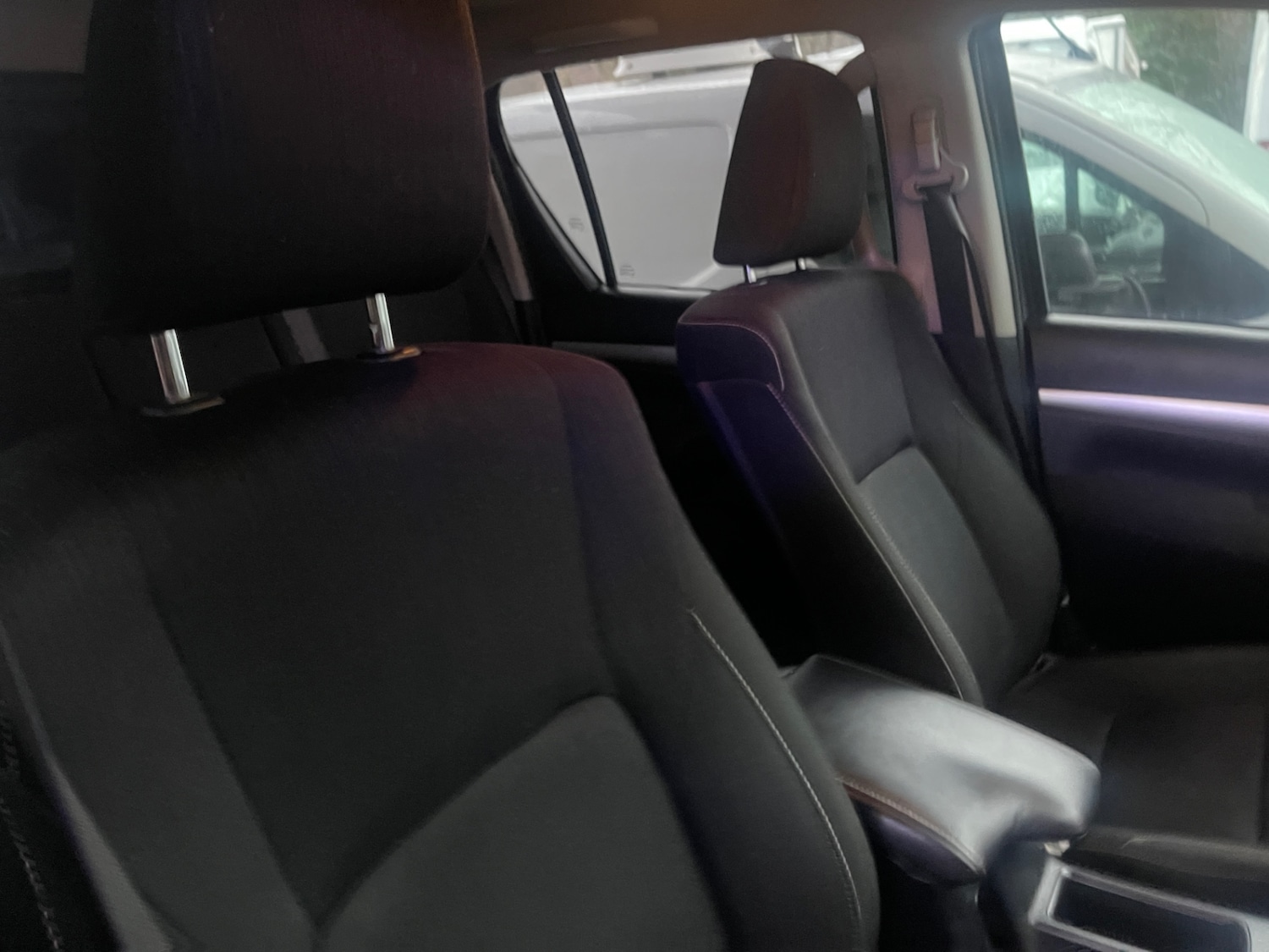 Used Toyota Hilux 2020 for sale - 77271929: Photo 15