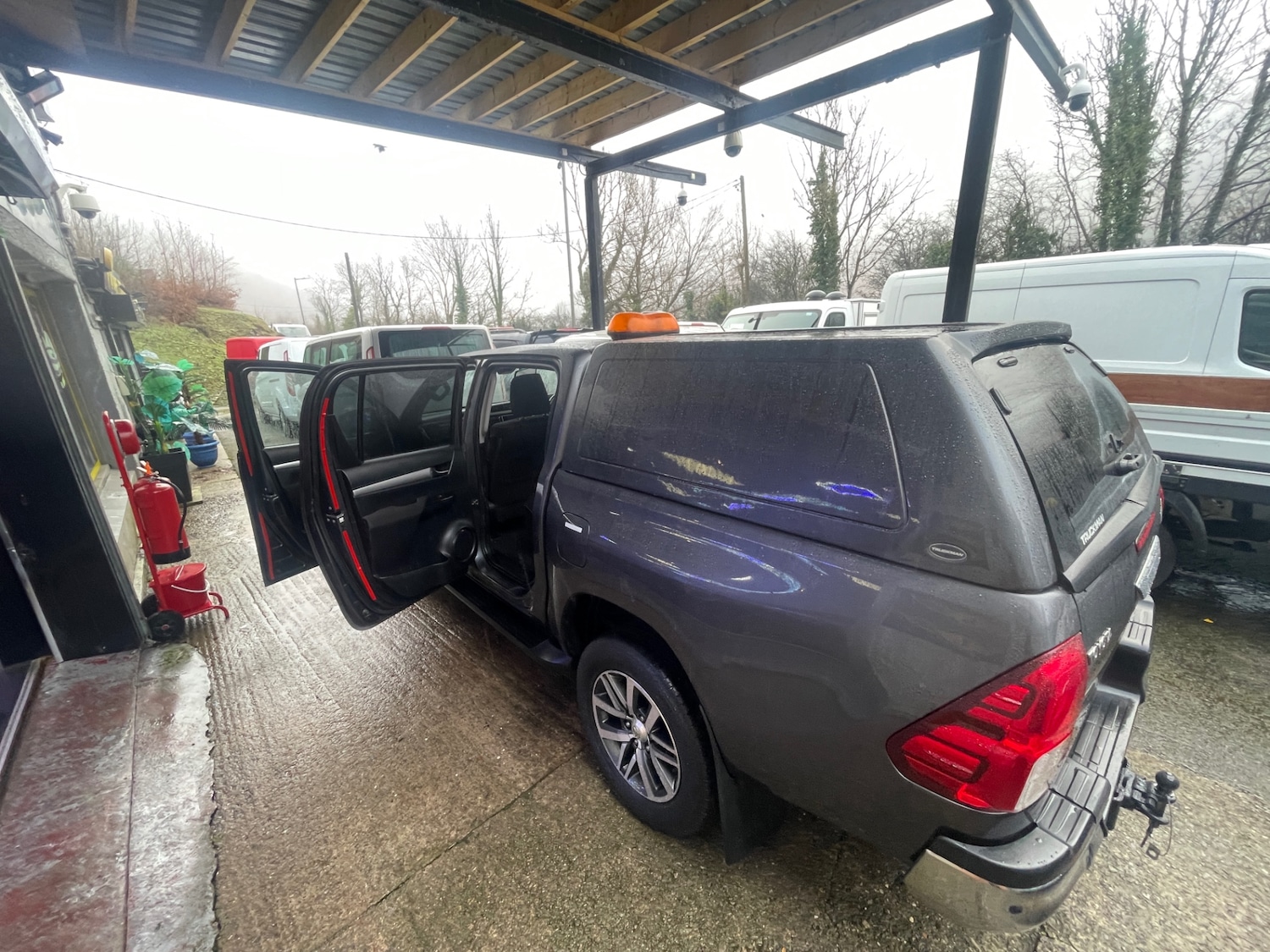 Used Toyota Hilux 2020 for sale - 77271929: Photo 20