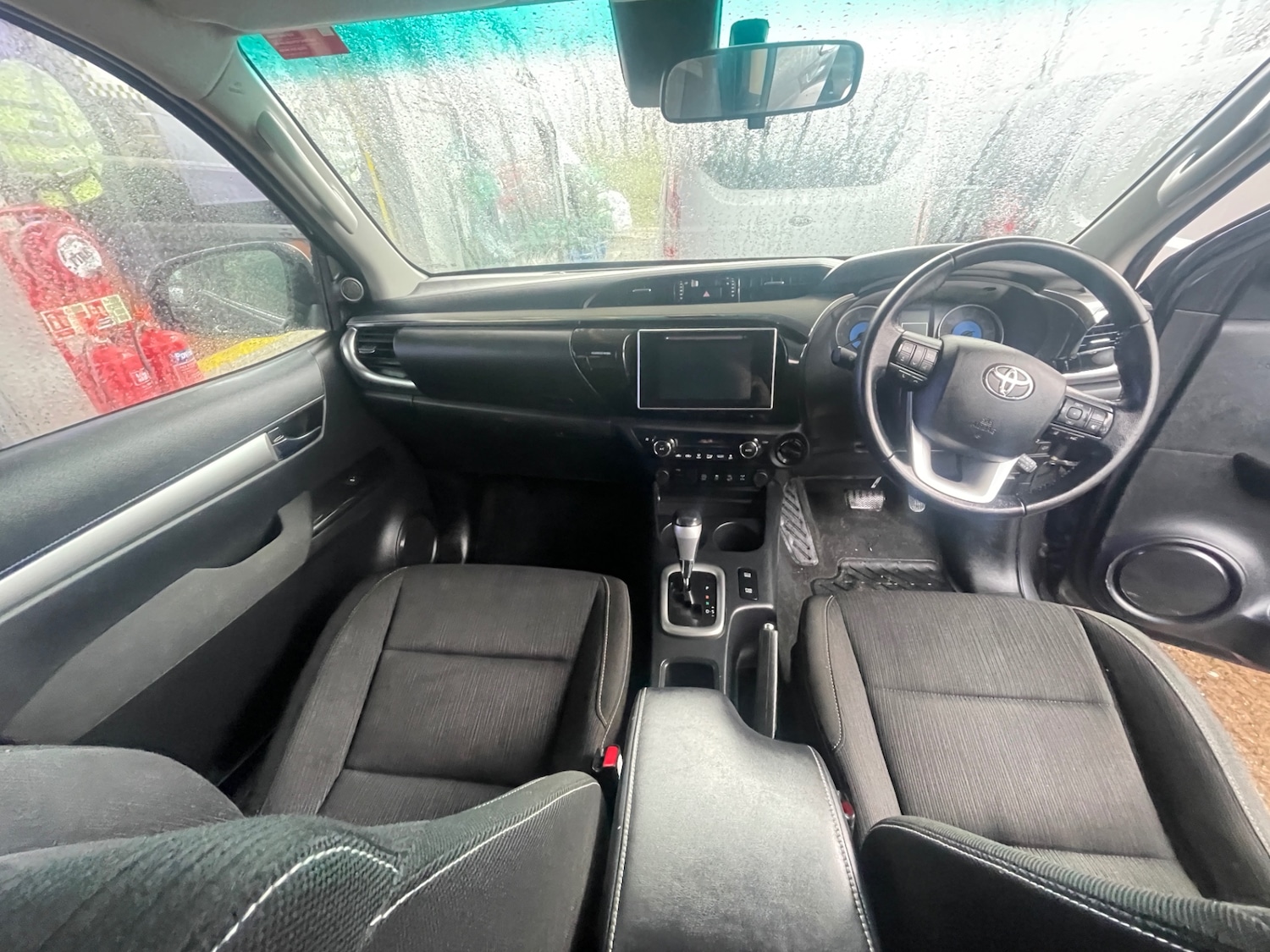 Used Toyota Hilux 2020 for sale - 77271929: Photo 27