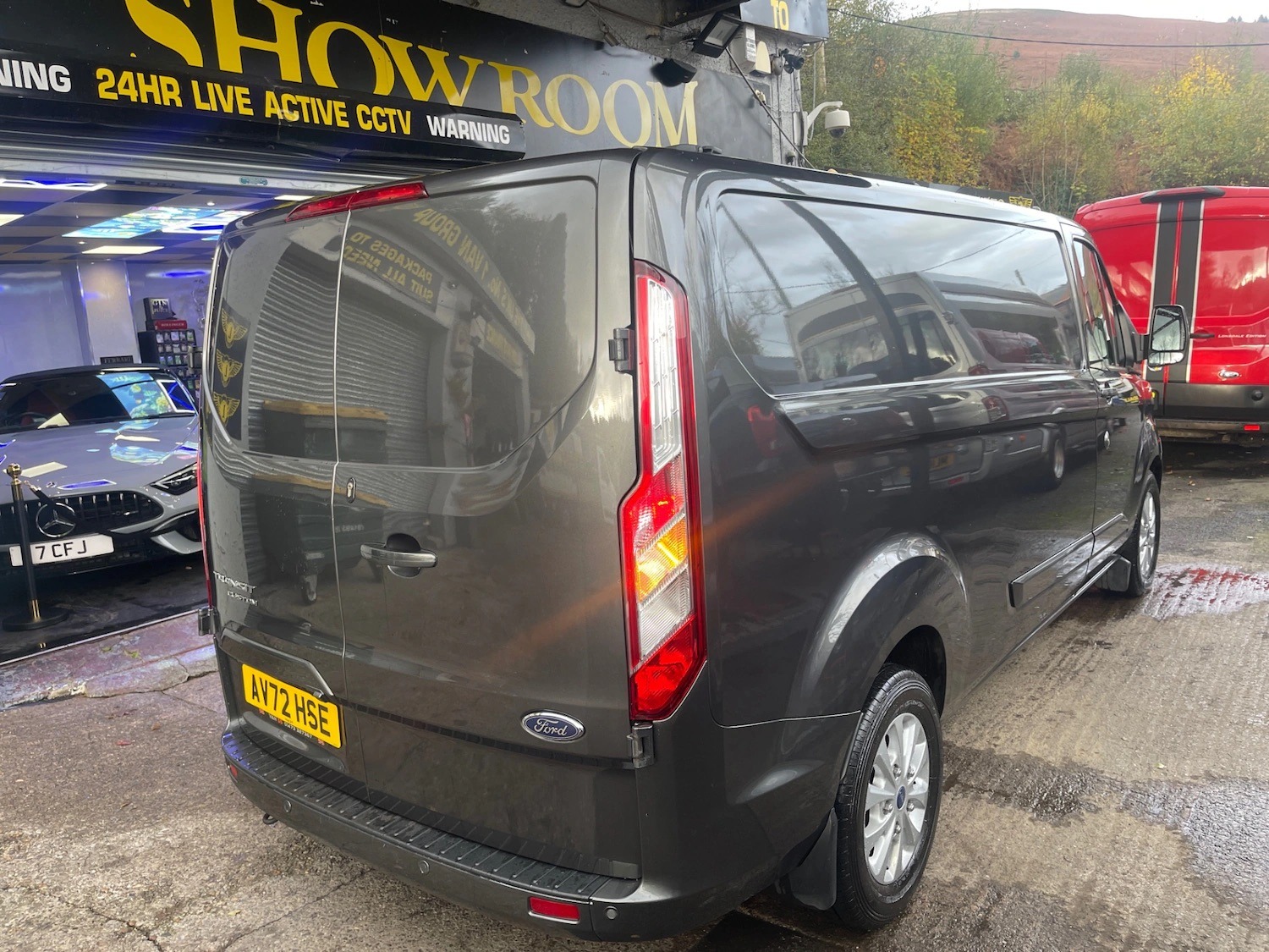 Used Ford Transit Custom 2022 for sale - 76490365: Photo 2