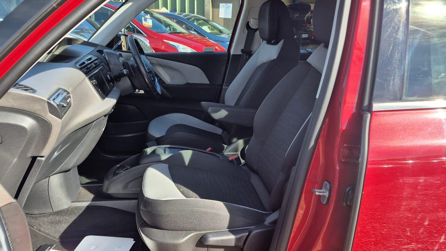 Used Citroen C4 Picasso 2014 for sale - 75991074: Photo 12