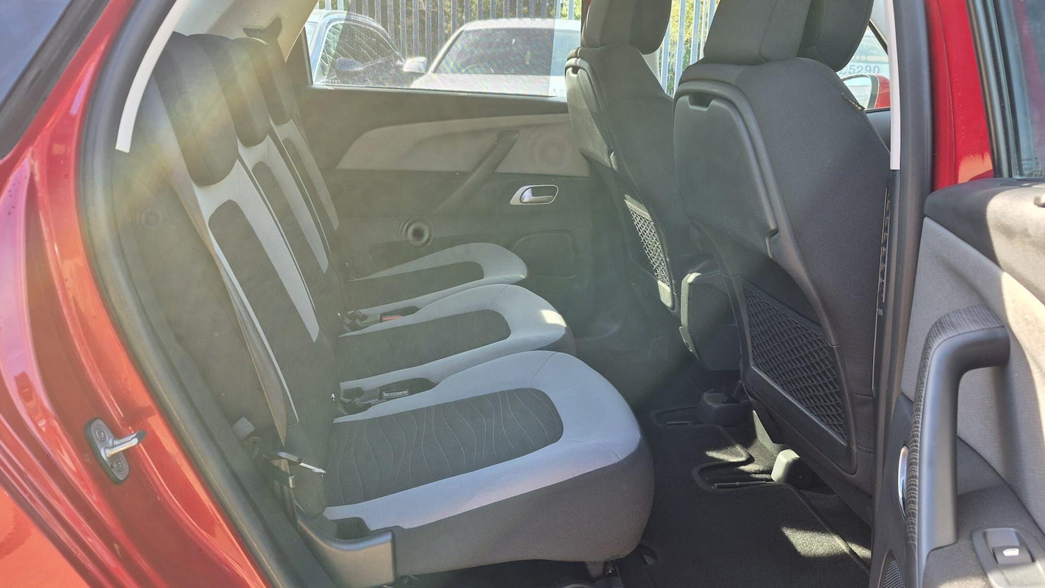 Used Citroen C4 Picasso 2014 for sale - 75991074: Photo 20