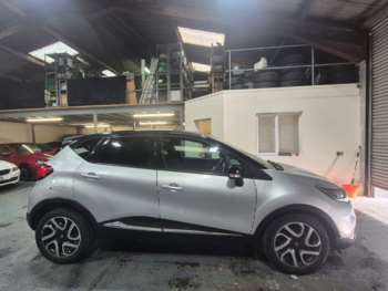Used Renault Captur 2016 for sale - 74358024: Photo