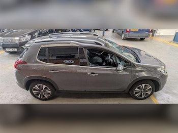 Used Peugeot 2008 2016 for sale - 75588844: Photo