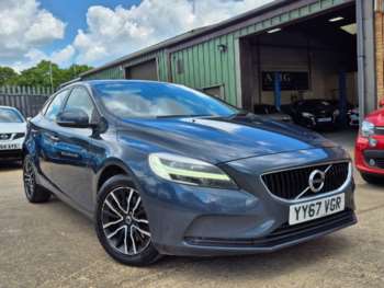 2017 (67) - 2.0 T2 Momentum Euro 6 (s/s) 5dr