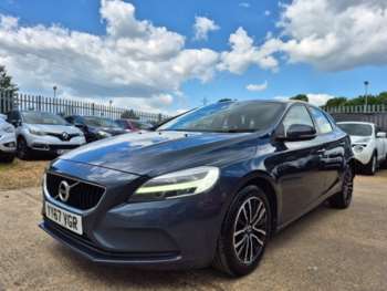 Used Volvo V40 2017 for sale - 74509479: Photo