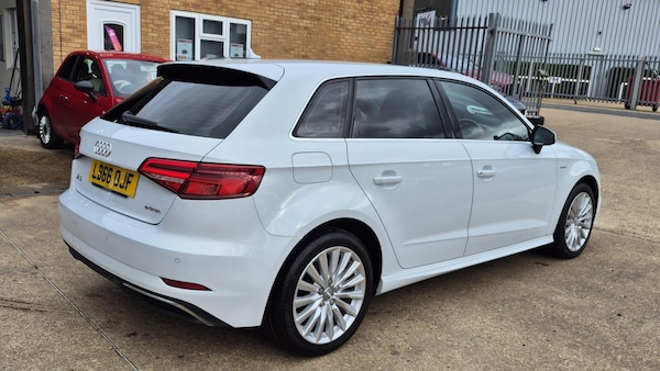 Used Audi A3 2016 for sale - 76151799: Photo 4