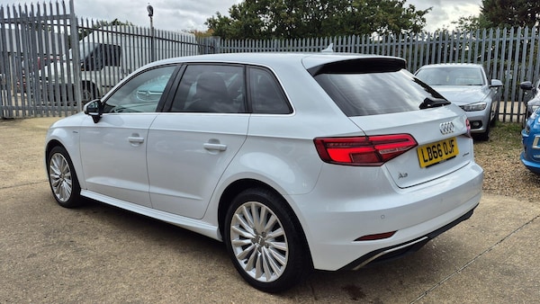 Used Audi A3 2016 for sale - 76151799: Photo 7