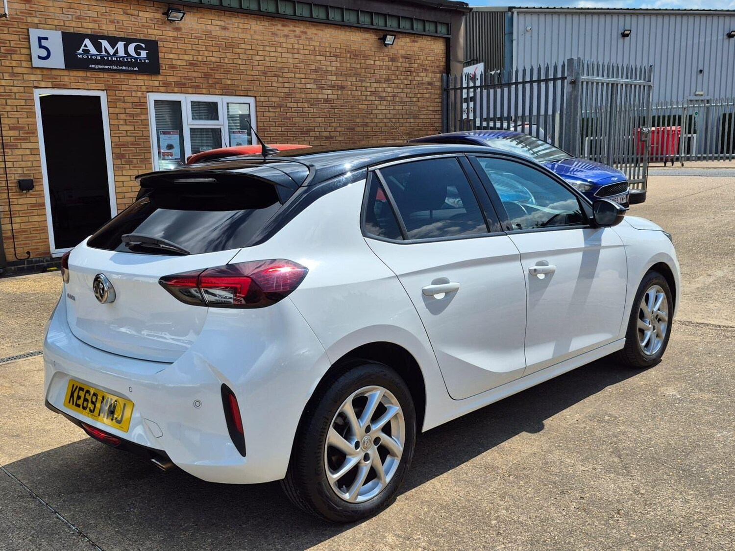 Vehicle 4