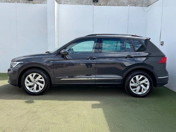 Used Volkswagen Tiguan 2023 for sale - 79233747: Photo