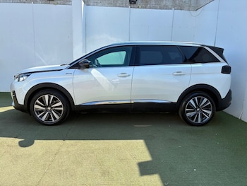 Used Peugeot 5008 2018 for sale - 79345949: Photo