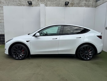 Used Tesla Model Y 2023 for sale - 75693513: Photo