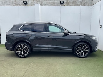 Used Volkswagen Tiguan 2024 for sale - 79233739: Photo