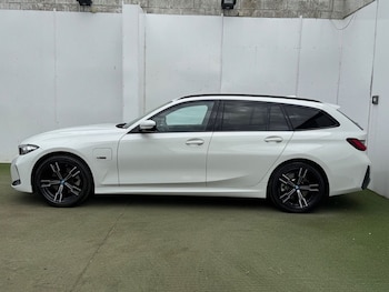 Used BMW 3 Series 2023 for sale - 79182506: Photo