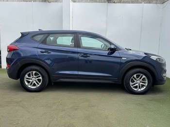 Used Hyundai TUCSON 2017 for sale - 79178200: Photo
