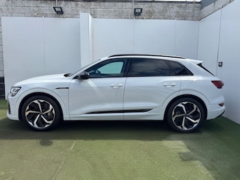 Used Audi e-tron 2022 for sale - 75260758: Photo