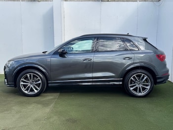 Used Audi Q3 2023 for sale - 79182471: Photo