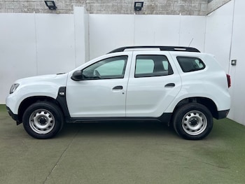 Used Dacia Duster 2023 for sale - 75585759: Photo