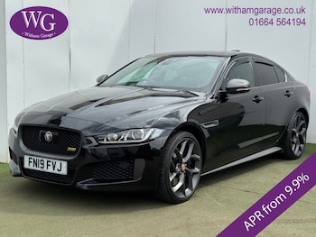 Used Jaguar XE 2019 for sale - 79182512: Photo