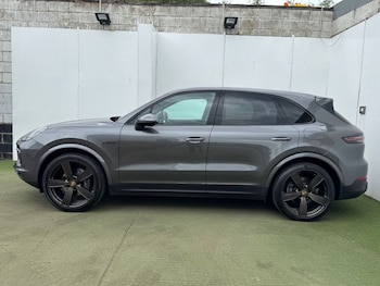 Used Porsche Cayenne 2020 for sale - 79182473: Photo