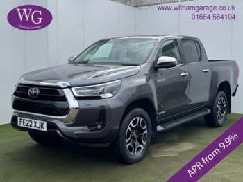 2022 (22) - 2.8 D-4D Invincible Pickup Double Cab 4dr Diesel Manual 4WD Euro 6 (s/s) (2