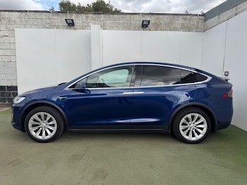 Used Tesla Model X 2018 for sale - 75516118: Photo