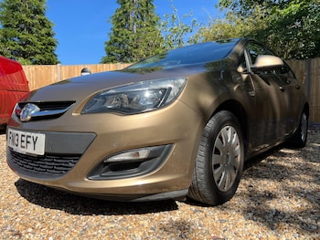 Used Vauxhall Astra 2013 for sale - 79107355: Photo