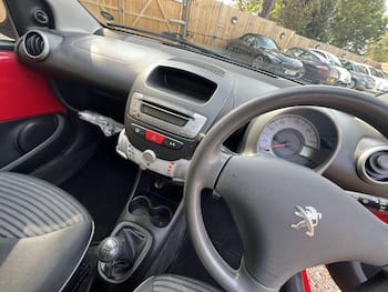 Used Peugeot 107 2013 for sale - 79645666: Photo