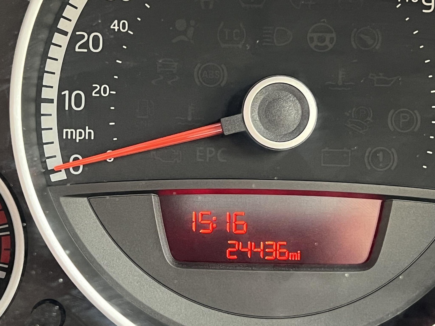 Used Volkswagen up! for sale - 77926033: Photo 4