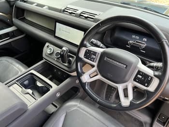 Used Land Rover Defender 2022 for sale - 79847895: Photo