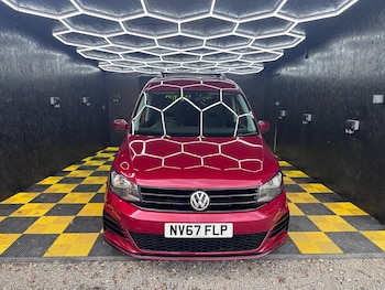 Used Volkswagen Caddy Maxi Life 2017 for sale - 78231901: Photo