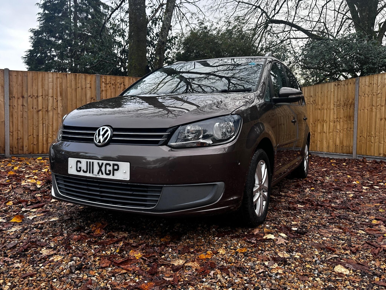 Used Volkswagen Touran 2011 for sale - 76562231: Photo 1