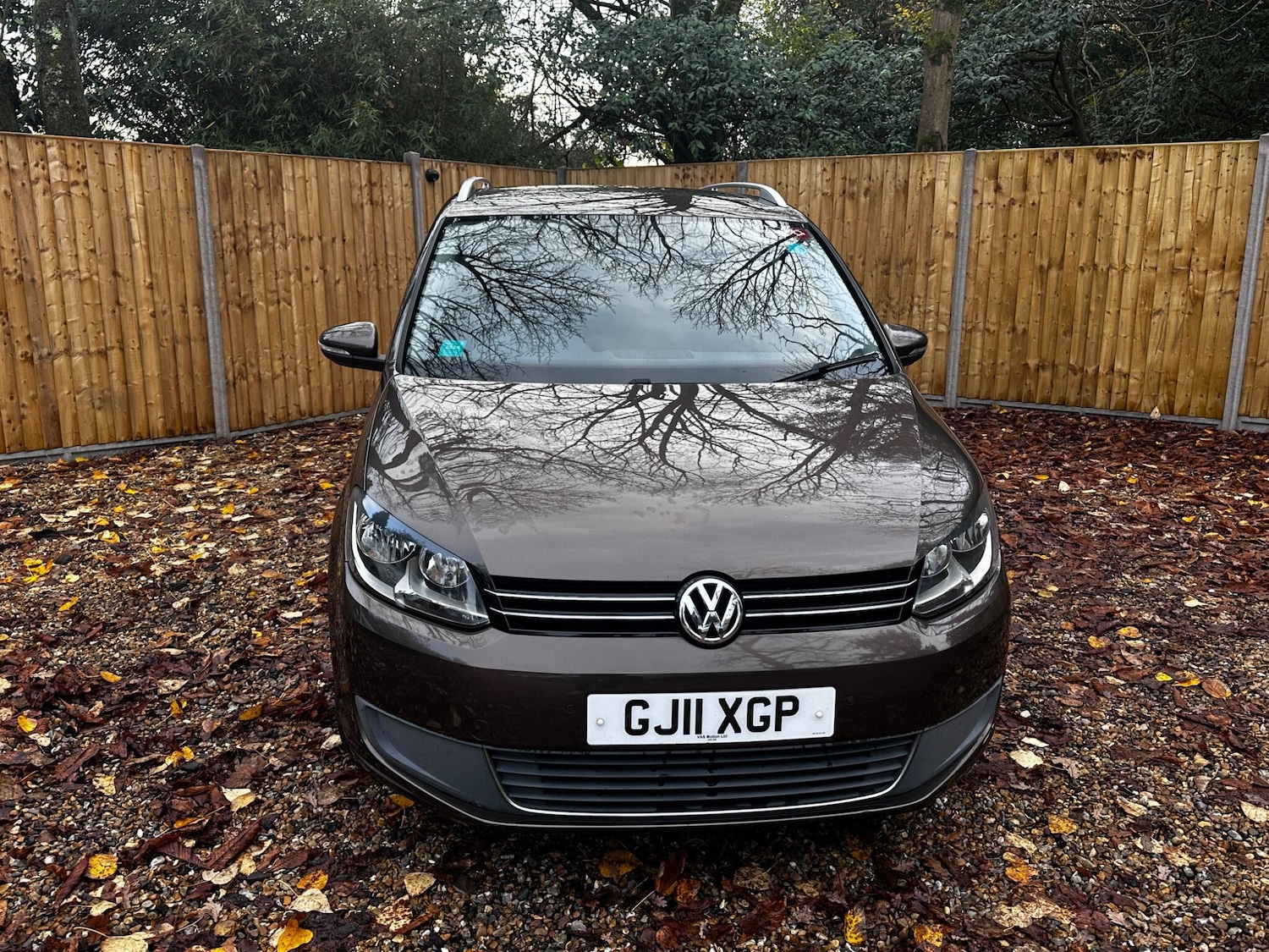 Used Volkswagen Touran 2011 for sale - 76562231: Photo 2