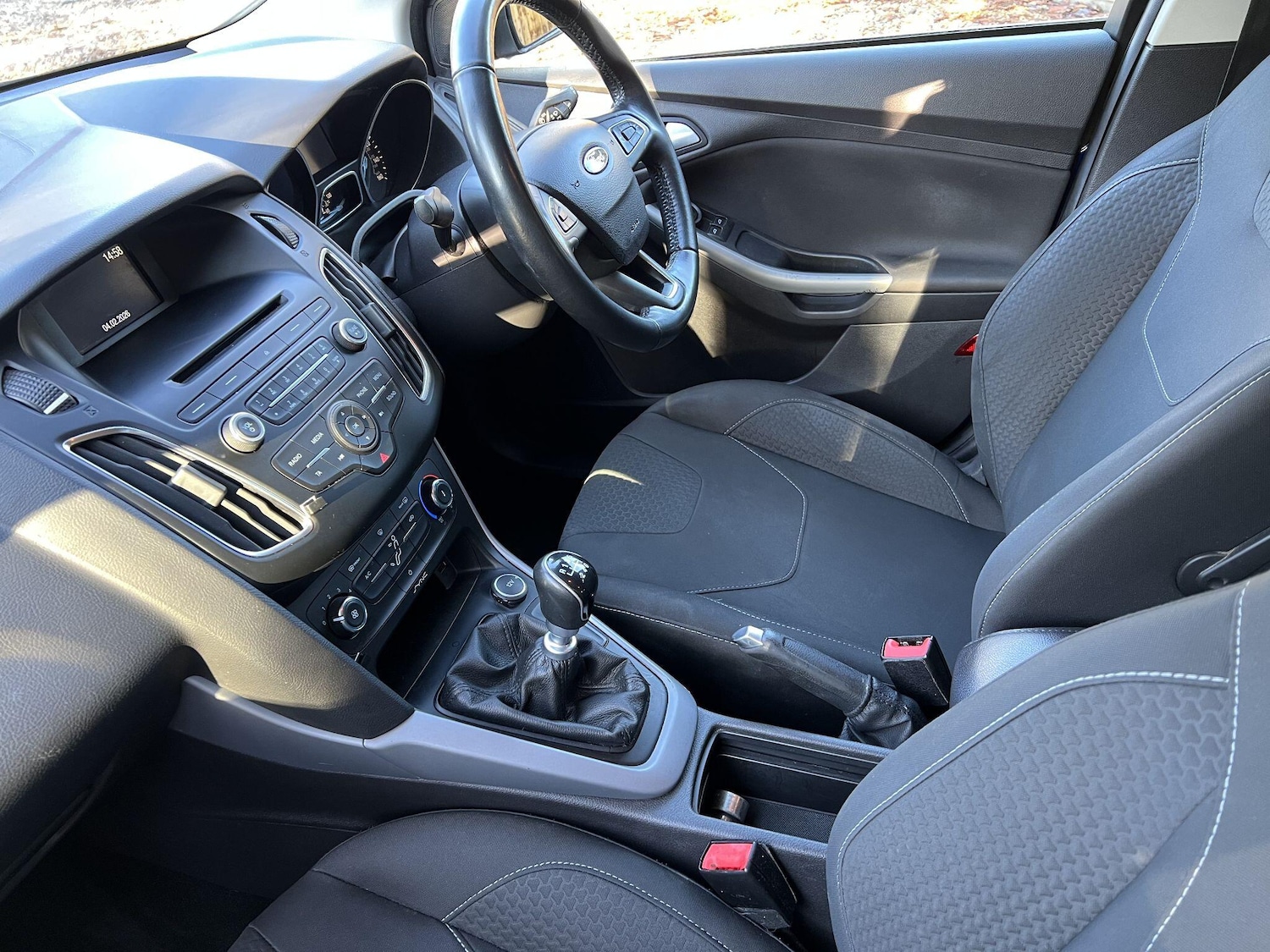 Used Ford Focus 2015 for sale - 77439925: Photo 2