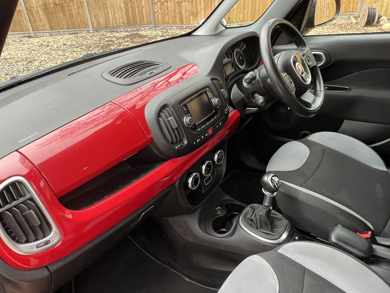 Used Fiat 500L 2015 for sale - 78006998: Photo 2