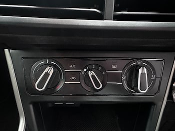 Used Volkswagen Polo 2018 for sale - 77060161: Photo