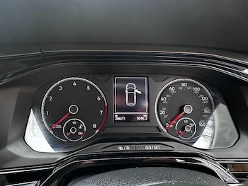 Used Volkswagen Polo 2018 for sale - 77060161: Photo