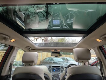 Used Hyundai Santa Fe 2016 for sale - 77496922: Photo