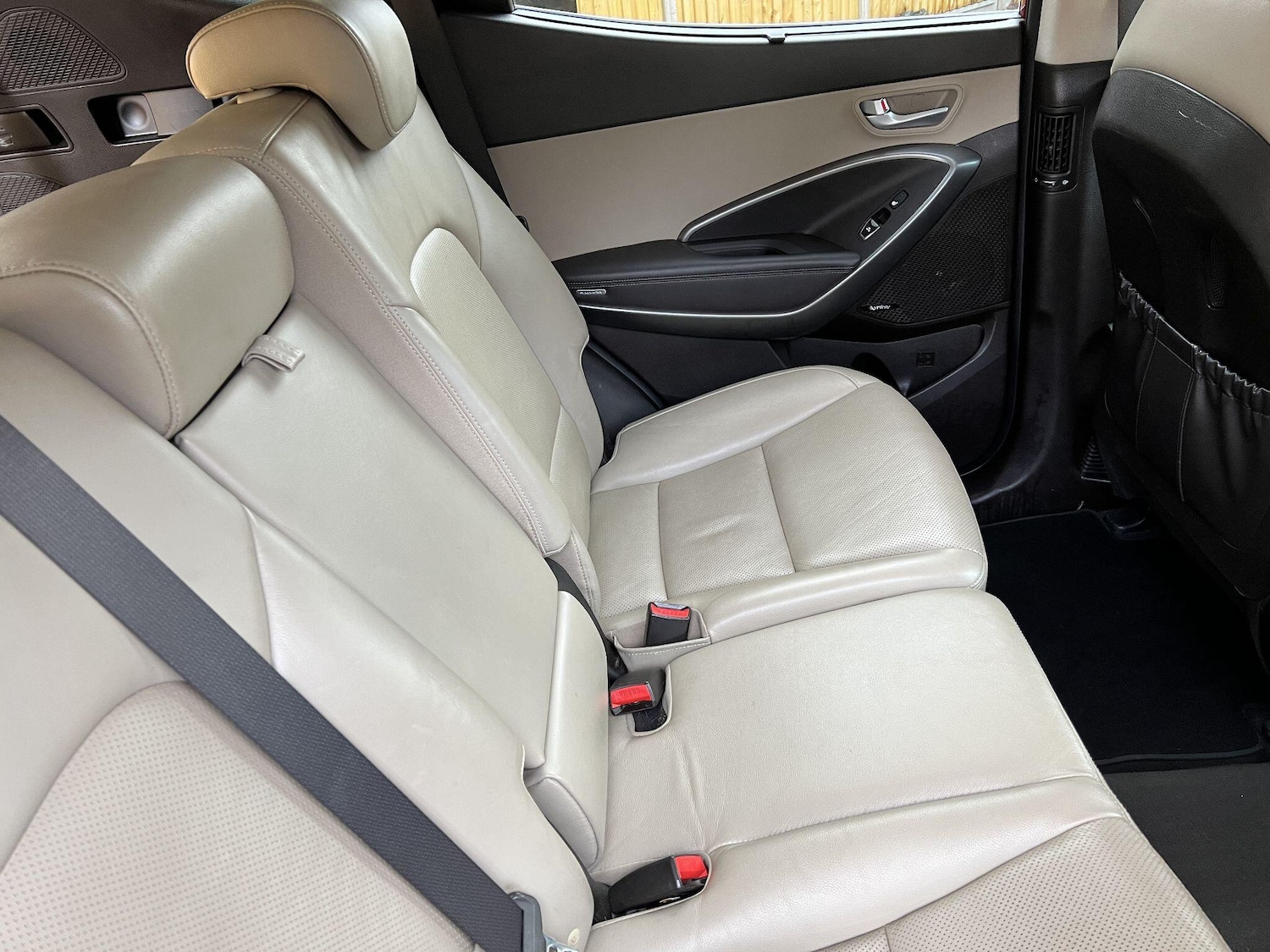 Used Hyundai Santa Fe for sale - 77496922: Photo 3