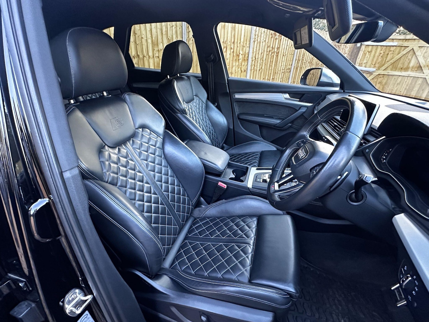 Used Audi Q5 2017 for sale - 76607211: Photo 2