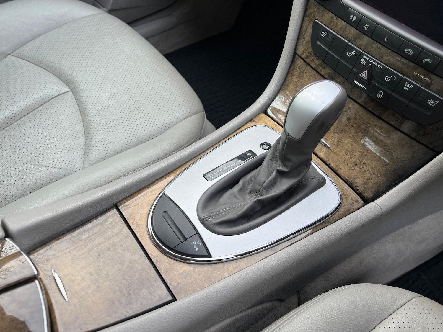 Used Mercedes-Benz E Class 2005 for sale - 77550604: Photo 13