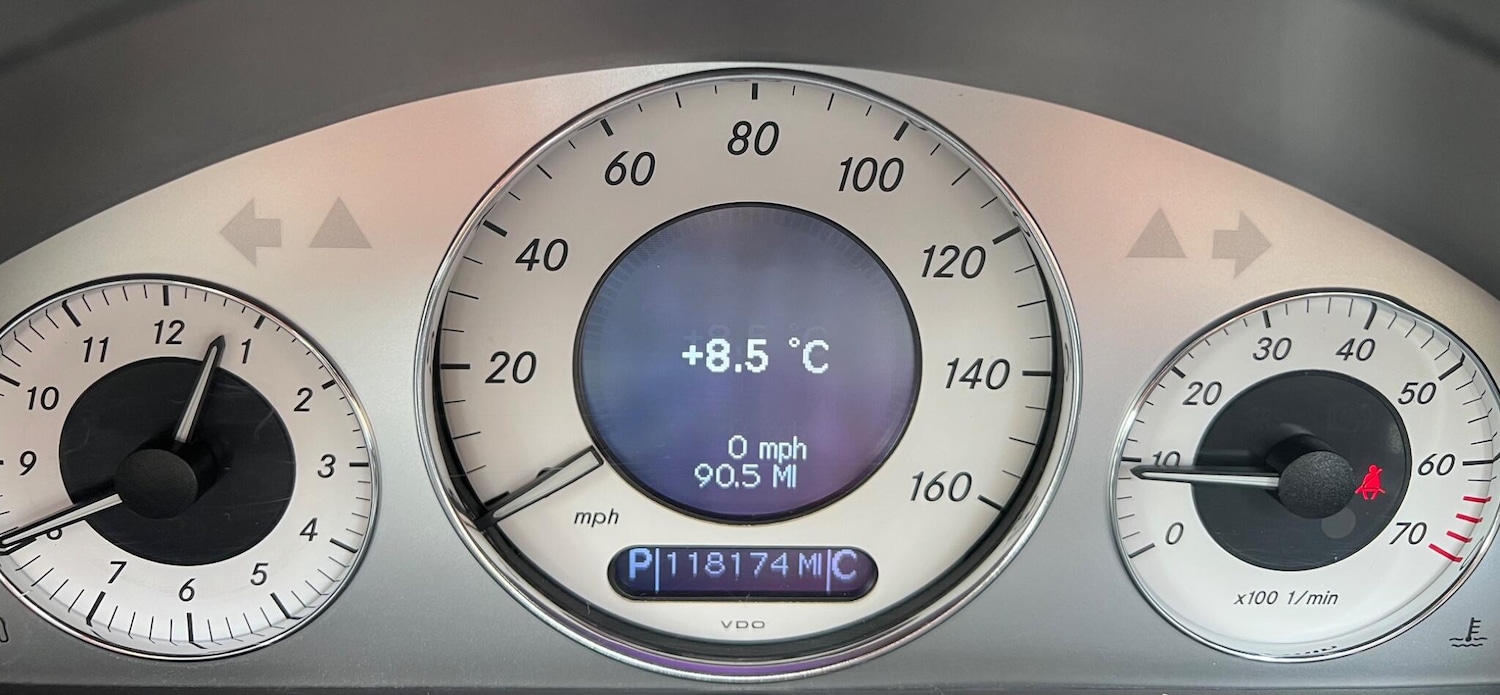 Used Mercedes-Benz E Class 2005 for sale - 77550604: Photo 20