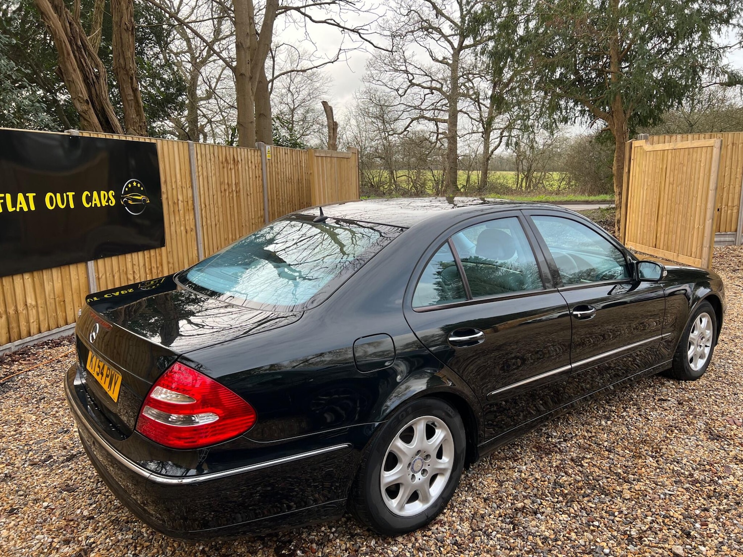 Used Mercedes-Benz E Class 2005 for sale - 77550604: Photo 6