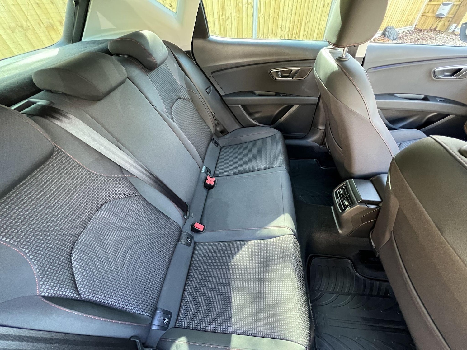 Used SEAT Leon 2018 for sale - 77705490: Photo 3