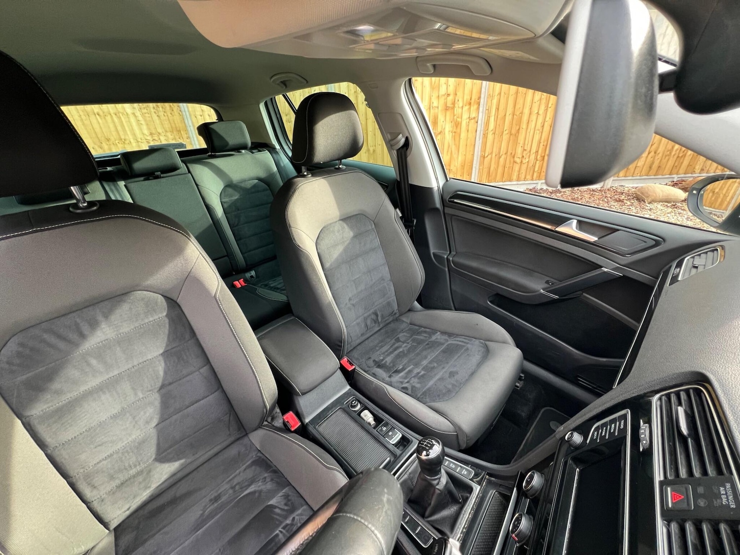 Used Volkswagen Golf for sale - 77882769: Photo 2